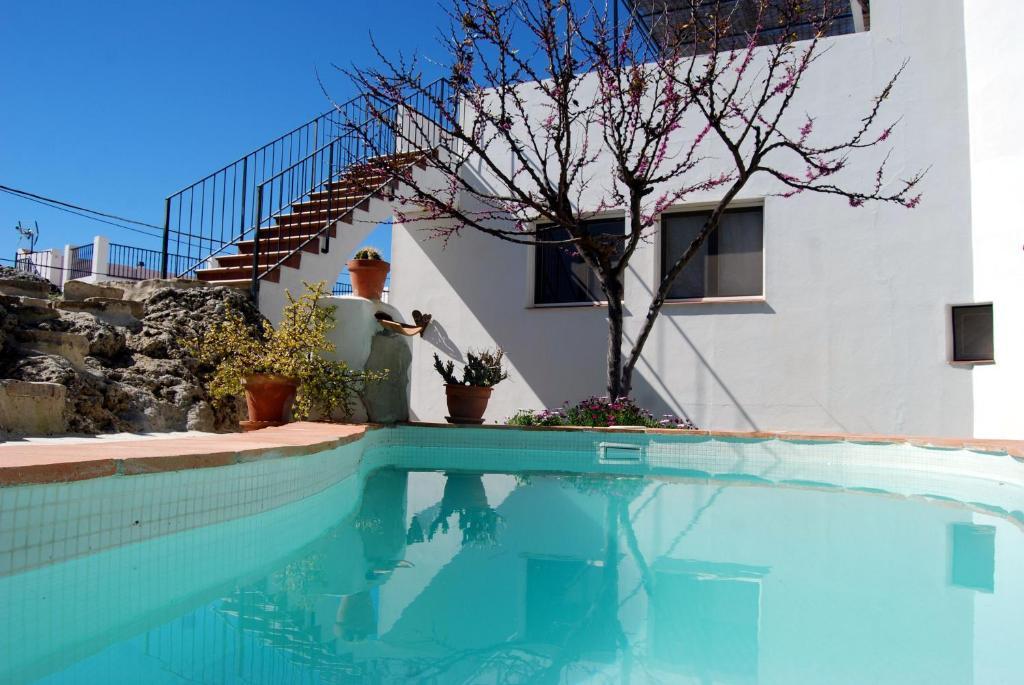 Villa La Roca - A Fusion Of Modern And Typical Andalucian Architecture Монтекорто Екстериор снимка