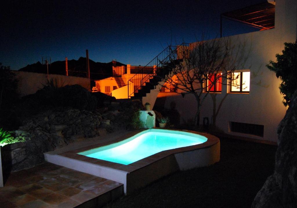 Villa La Roca - A Fusion Of Modern And Typical Andalucian Architecture Монтекорто Екстериор снимка